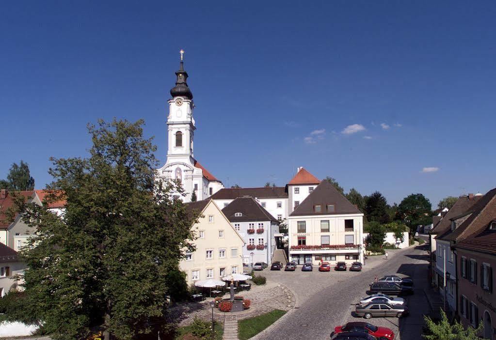 Brauereigasthof Maierbrau Hotel Altomunster Exterior photo